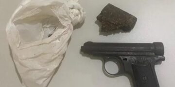 42ª CIPM apreende arma e drogas em área rural de Ibicoara