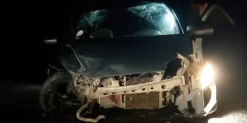 Colisão frontal deixa feridos na BR-242, em Seabra