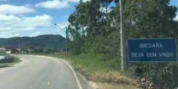 Homem morre após ser esfaqueado dentro de ônibus em Ibicoara
