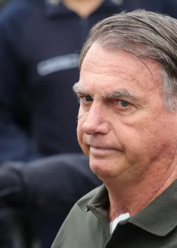 Por unanimidade, STF mantém condenação de Bolsonaro e aliados