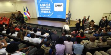 Bahia abre 750 vagas para novo concurso da Polícia Civil e convoca aprovados da SEAP