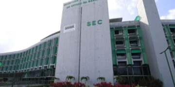 SEC aprova gratificação a mais de 2,3 mil professores e coordenadores da rede estadual