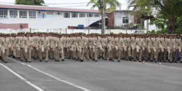 Bahia forma quase 1,9 mil novos soldados da Polícia Militar