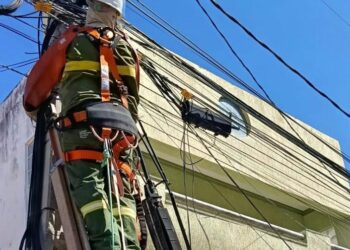 Operação ‘Gatonet’ remove toneladas de cabos irregulares na Chapada Diamantina