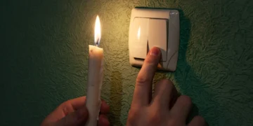 JMD: Moradora de Palmeiras denuncia cobrança indevida e liminar parada por falta de juiz em Iraquara