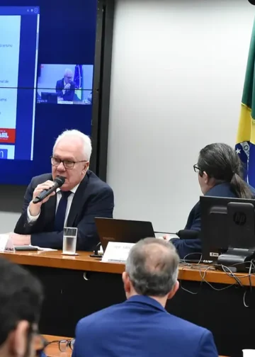 Presidente do Inep nega vazamento de questões do Enem
