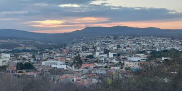 Polícia prende suspeito de furtos em residências de Seabra