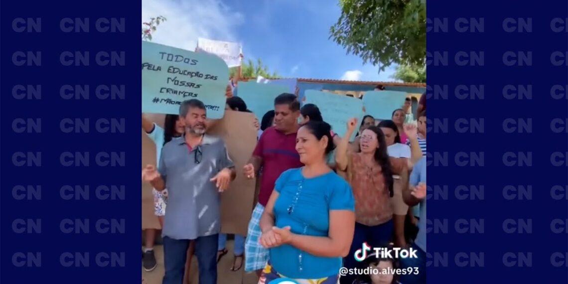 JMD: Em Macaúbas, comunidade quilombola protesta contra fechamento de escola