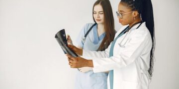 Policlínica Regional Itaberaba/Seabra abre seleção emergencial para médicos especialistas