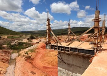 Obras da barragem Baraúnas/Vazante entram na reta final e recebem visita do governador em exercício e ministro Rui Costa