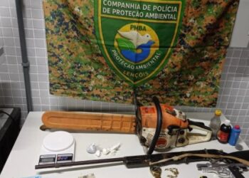 CIPPA Lençóis apreende armas, drogas e prende três em flagrante na região de Irecê