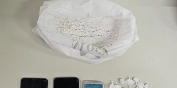 Polícia prende homem e apreende mais de 1 kg de cocaína em Irecê