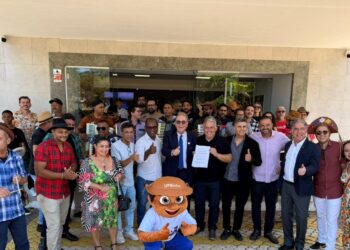 UPB recebe forrozeiros para debate sobre fortalecimento do forró e propõe prioridade para artistas locais no São João