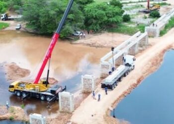Obras entre Itaetê e Boa Vista do Tupim avançam e ponte deve substituir travessia por balsa ainda em 2026