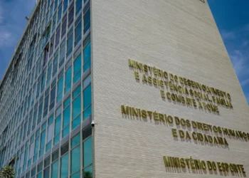 Ministérios reagem à absolvição de homem que estuprou menina em MG