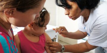 Bahia inicia campanha de vacinação contra influenza com mais de 1,3 milhão de doses