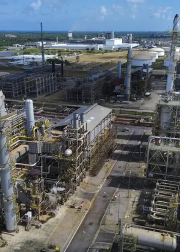 Petrobras reajusta preço do diesel em R$ 0,38 por litro