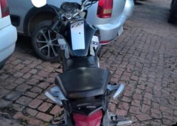 Motocicleta adulterada é apreendida em Seabra