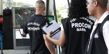 Procon-BA notifica 111 postos por irregularidades em combustíveis