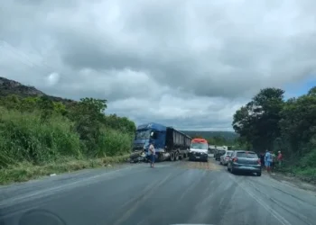 Chapada Diamantina: acidente provoca cogestionamento de mais de 20km