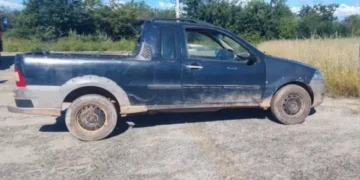 Veículo com restrição de circulação é apreendido em Barra da Estiva