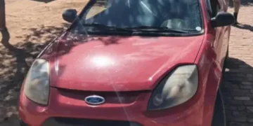 Polícia recupera veículo roubado na Avenida Paulo VI em Seabra