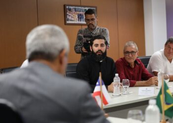 Abaíra recebe autorização para obra na Igreja de Catolés e investimentos em saúde