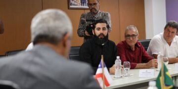 Abaíra recebe autorização para obra na Igreja de Catolés e investimentos em saúde