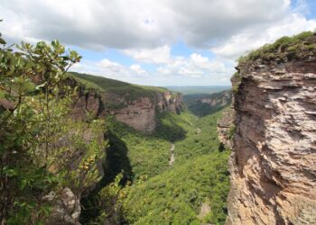Casal de ambientalistas passa por momentos de terror em atentado na Chapada Diamantina