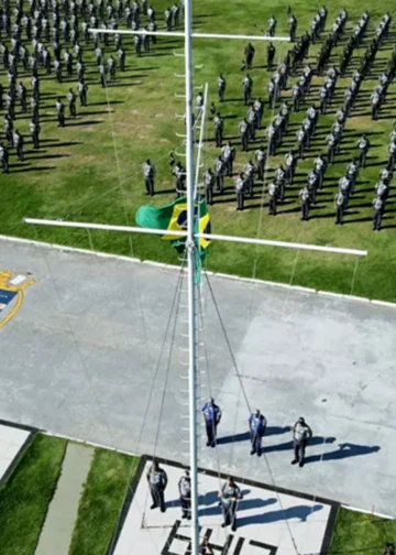 Marinha do Brasil prorroga inscrições para 400 vagas de nível técnico