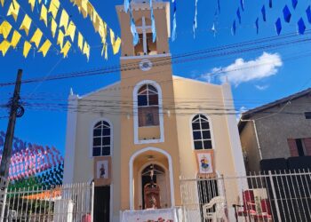 Iramaia: primeira feira literária da cidade homenageia Wesley Rangel