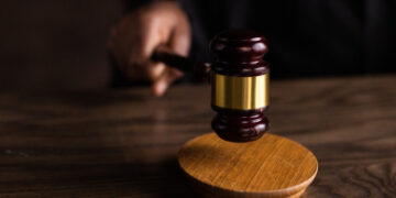Mulher é condenada a 30 anos de prisão por estupro de vulnerável contra bebê e adolescente em Jussiape
