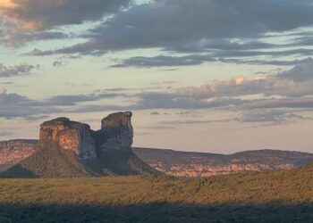 Dira Paes compartilha registros da Chapada Diamantina durante gravações de nova novela da Globo