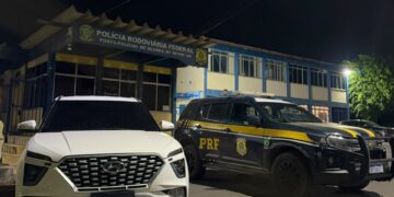 Seabra: PRF intercepta SUV clonado na BR-242 e prende condutor por receptação