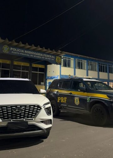 Seabra: PRF intercepta SUV clonado na BR-242 e prende condutor por receptação