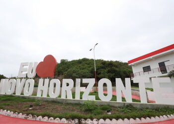 Justiça determina que prefeitura de Novo Horizonte recupere estrada vicinal usada por estudantes; município emite nota